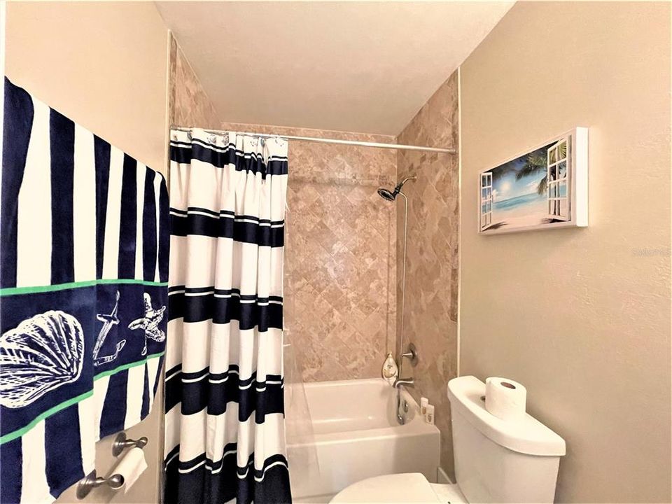 For Rent: $3,750 (3 beds, 2 baths, 1561 Square Feet)