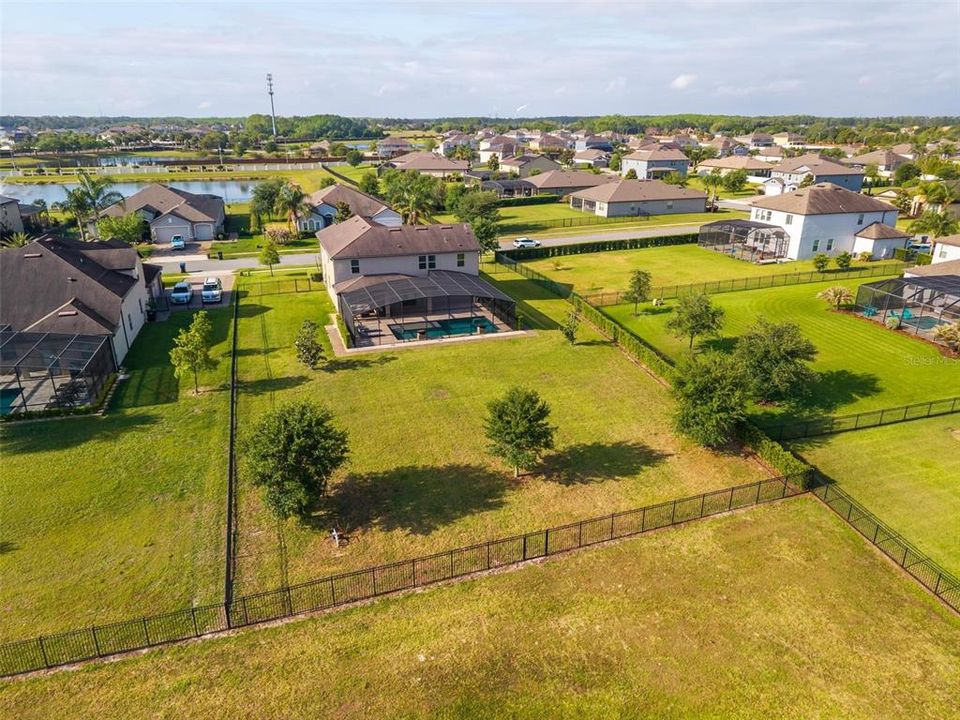 На продажу: $950,000 (4 спален, 2 ванн, 3709 Квадратных фут)
