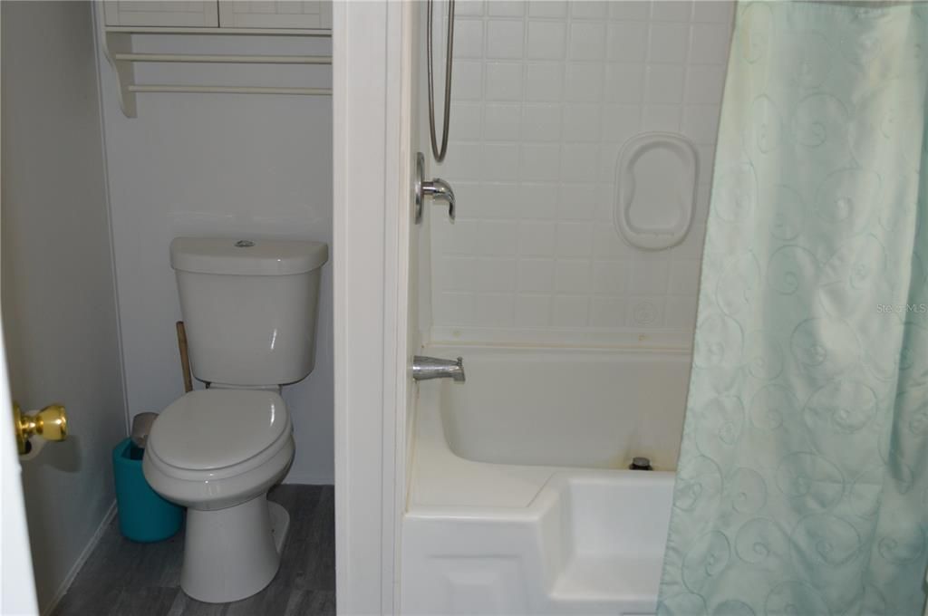 For Sale: $39,000 (3 beds, 2 baths, 1200 Square Feet)