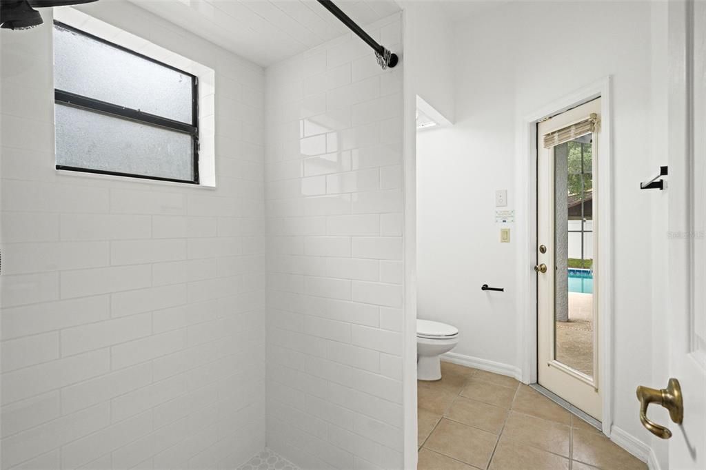 For Sale: $470,000 (4 beds, 3 baths, 2424 Square Feet)