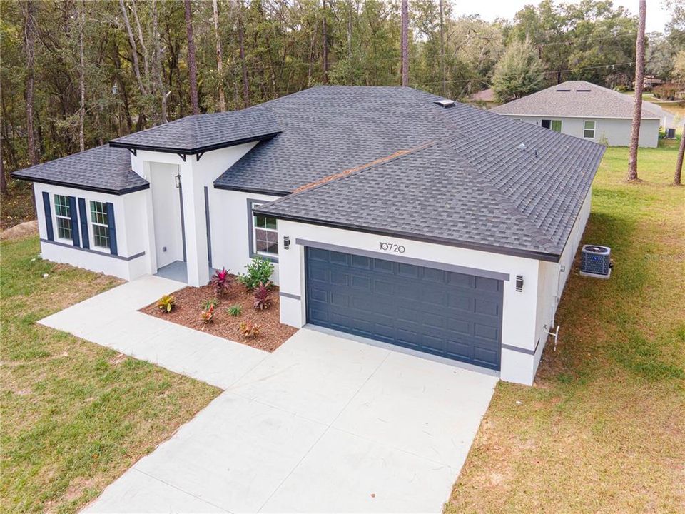 For Sale: $319,990 (3 beds, 2 baths, 1832 Square Feet)
