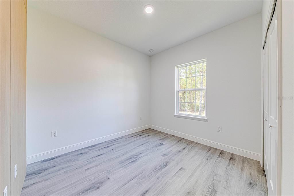 For Sale: $319,990 (3 beds, 2 baths, 1832 Square Feet)