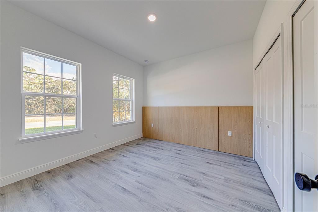 For Sale: $319,990 (3 beds, 2 baths, 1832 Square Feet)