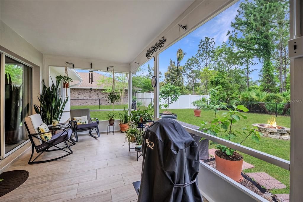 Active With Contract: $308,803 (3 beds, 2 baths, 1496 Square Feet)