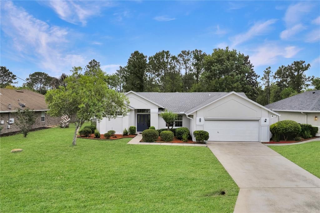 Active With Contract: $308,803 (3 beds, 2 baths, 1496 Square Feet)