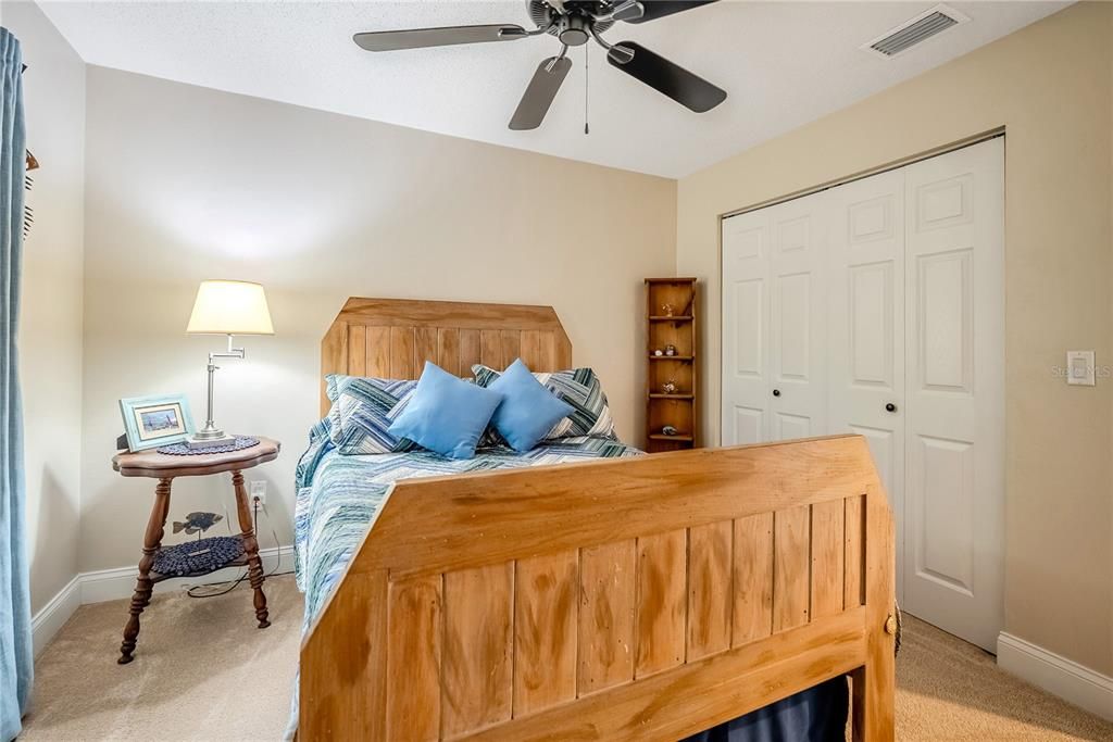 Active With Contract: $308,803 (3 beds, 2 baths, 1496 Square Feet)