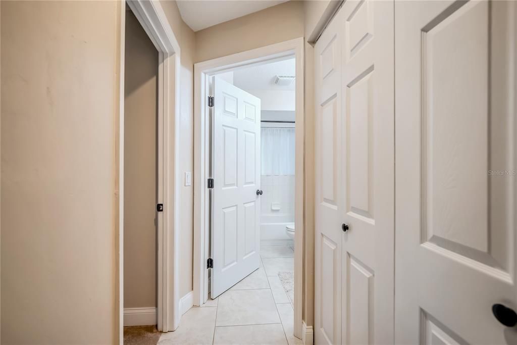 Active With Contract: $308,803 (3 beds, 2 baths, 1496 Square Feet)