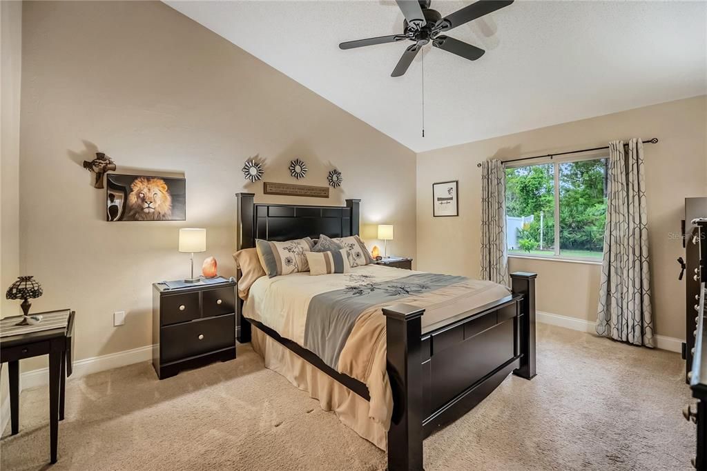 Active With Contract: $308,803 (3 beds, 2 baths, 1496 Square Feet)