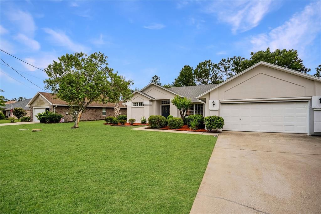 Active With Contract: $308,803 (3 beds, 2 baths, 1496 Square Feet)