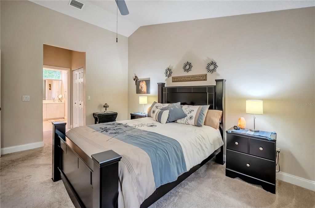 Active With Contract: $308,803 (3 beds, 2 baths, 1496 Square Feet)