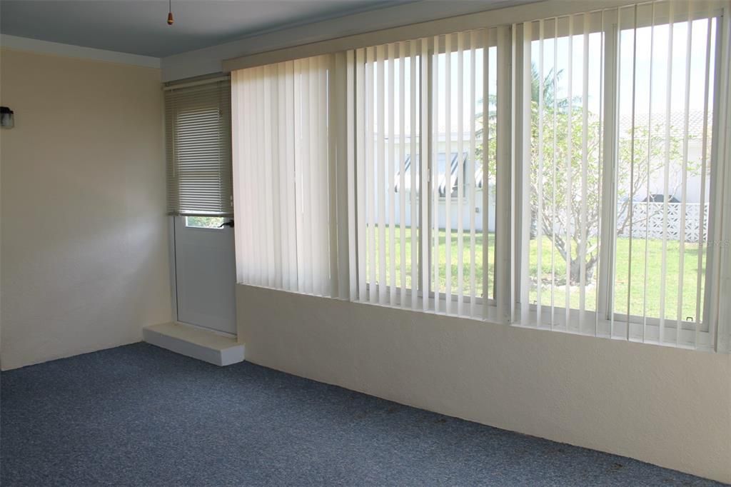 Activo con contrato: $264,900 (2 camas, 2 baños, 1328 Pies cuadrados)