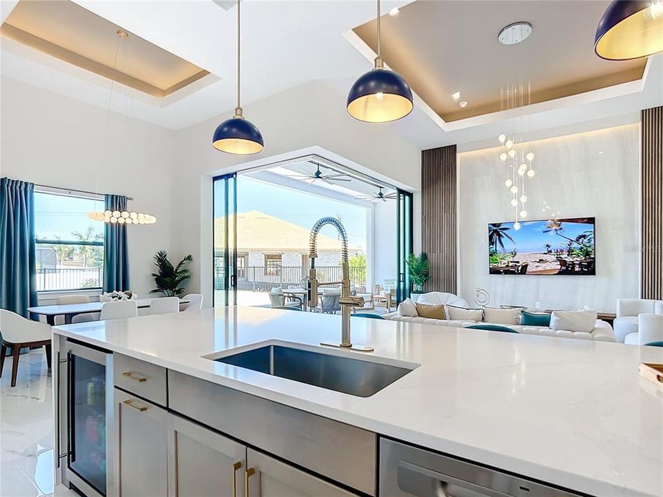 En Venta: $995,000 (4 camas, 3 baños, 2614 Pies cuadrados)