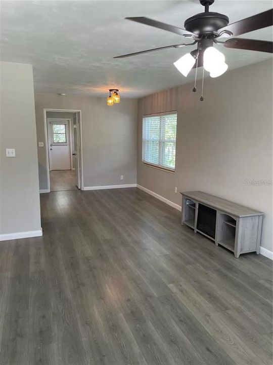 Activo con contrato: $325,000 (2 camas, 1 baños, 938 Pies cuadrados)