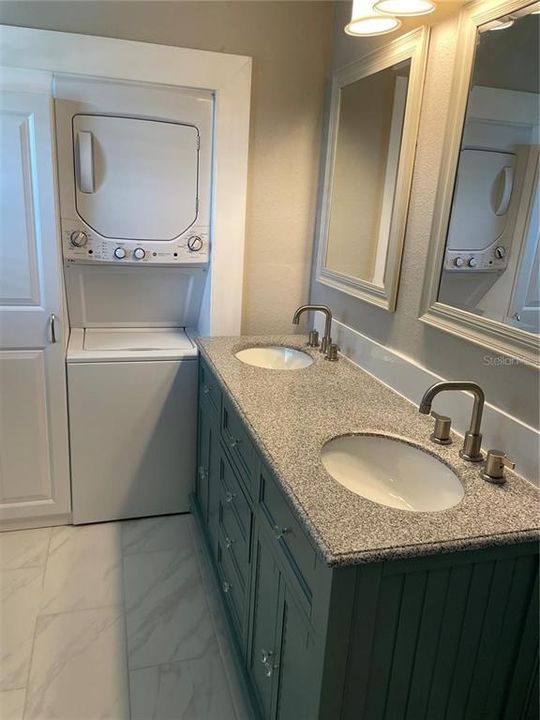 Activo con contrato: $325,000 (2 camas, 1 baños, 938 Pies cuadrados)