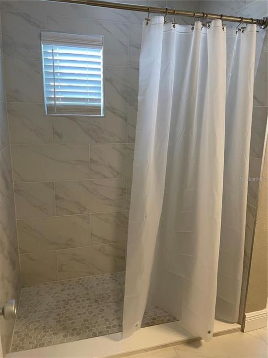 Activo con contrato: $325,000 (2 camas, 1 baños, 938 Pies cuadrados)
