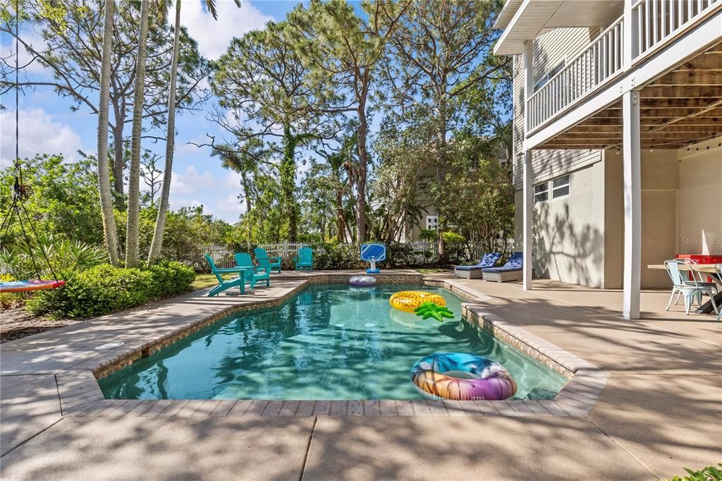 For Sale: $1,439,000 (5 beds, 3 baths, 3589 Square Feet)