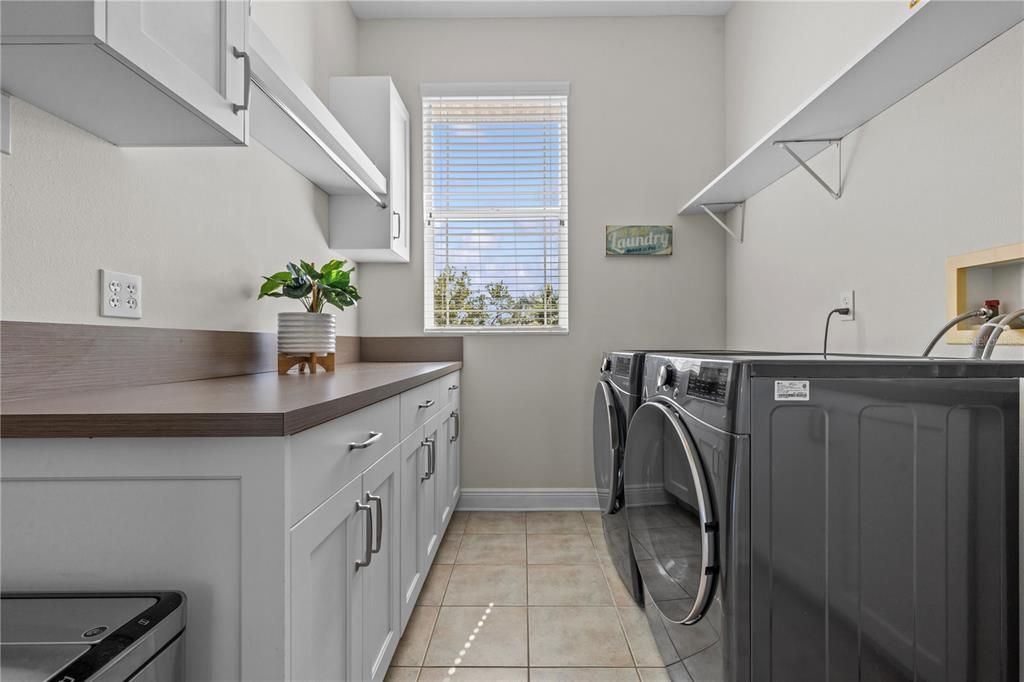 For Sale: $1,439,000 (5 beds, 3 baths, 3589 Square Feet)