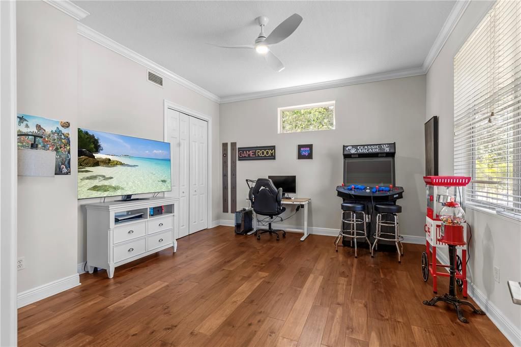 For Sale: $1,439,000 (5 beds, 3 baths, 3589 Square Feet)