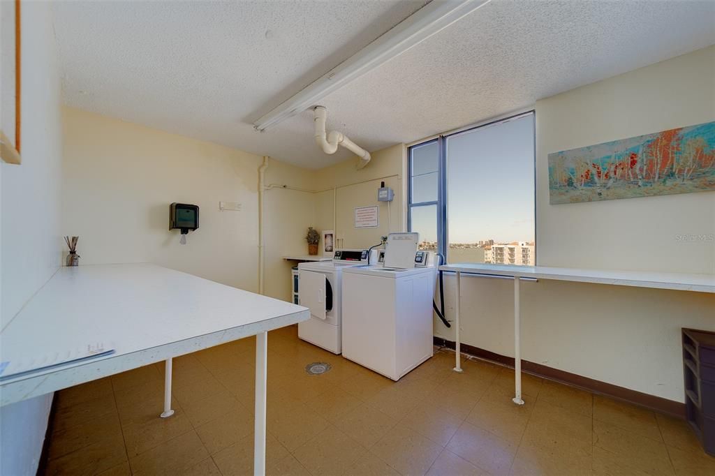В аренду: $2,300 (1 спален, 1 ванн, 760 Квадратных фут)