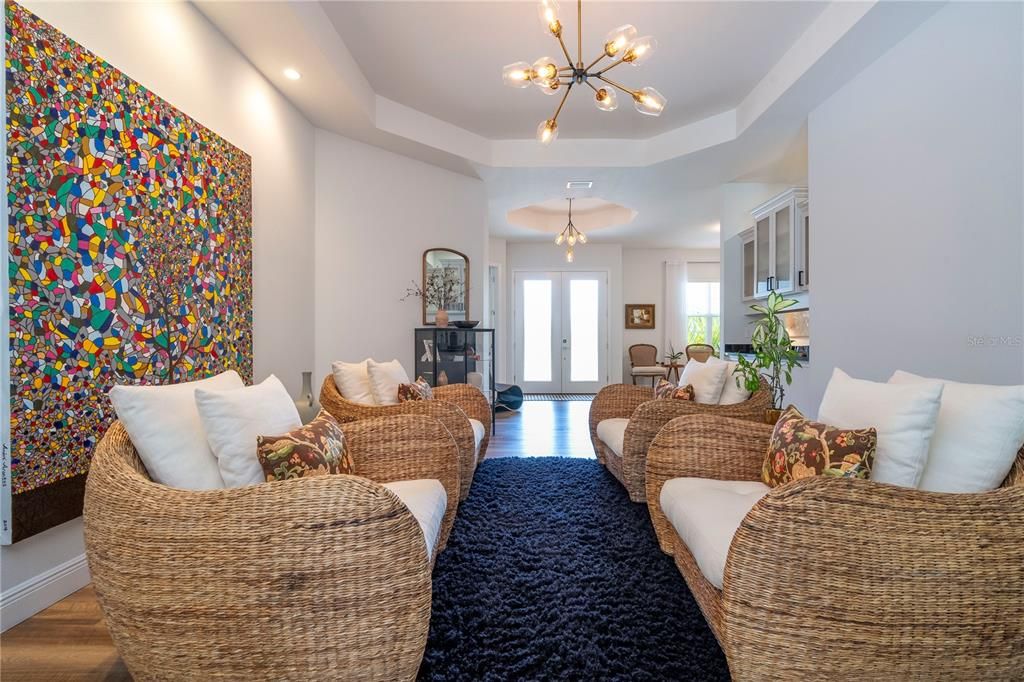 En Venta: $1,149,000 (4 camas, 3 baños, 2904 Pies cuadrados)