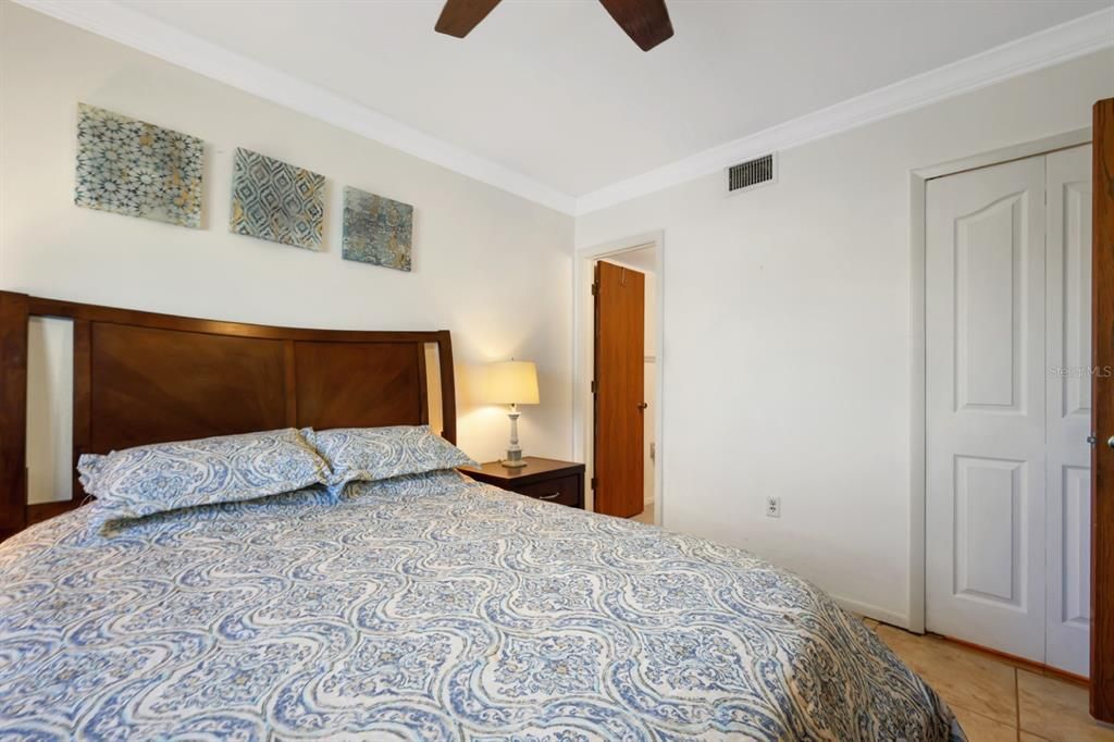En Venta: $140,000 (2 camas, 2 baños, 871 Pies cuadrados)