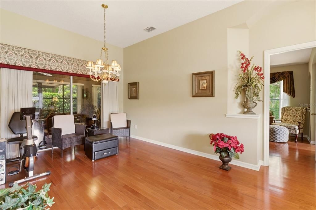 For Sale: $399,000 (3 beds, 2 baths, 1955 Square Feet)