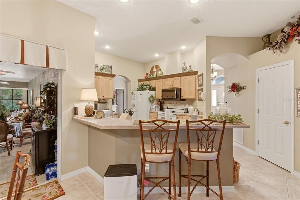 For Sale: $399,000 (3 beds, 2 baths, 1955 Square Feet)