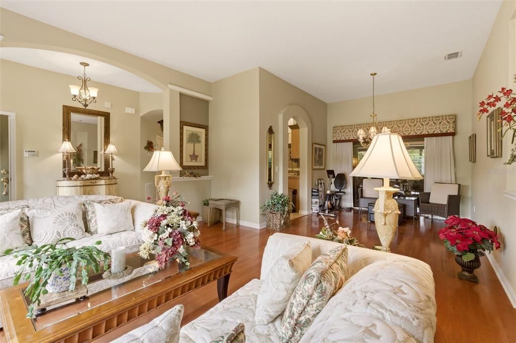 For Sale: $399,000 (3 beds, 2 baths, 1955 Square Feet)