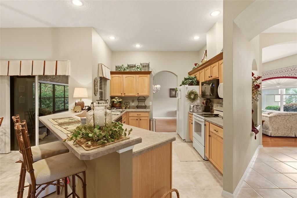 For Sale: $399,000 (3 beds, 2 baths, 1955 Square Feet)