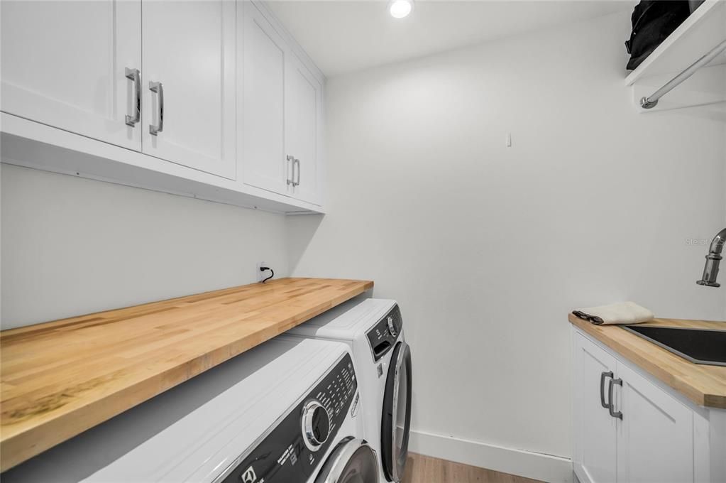 En Venta: $2,790,000 (4 camas, 3 baños, 2044 Pies cuadrados)