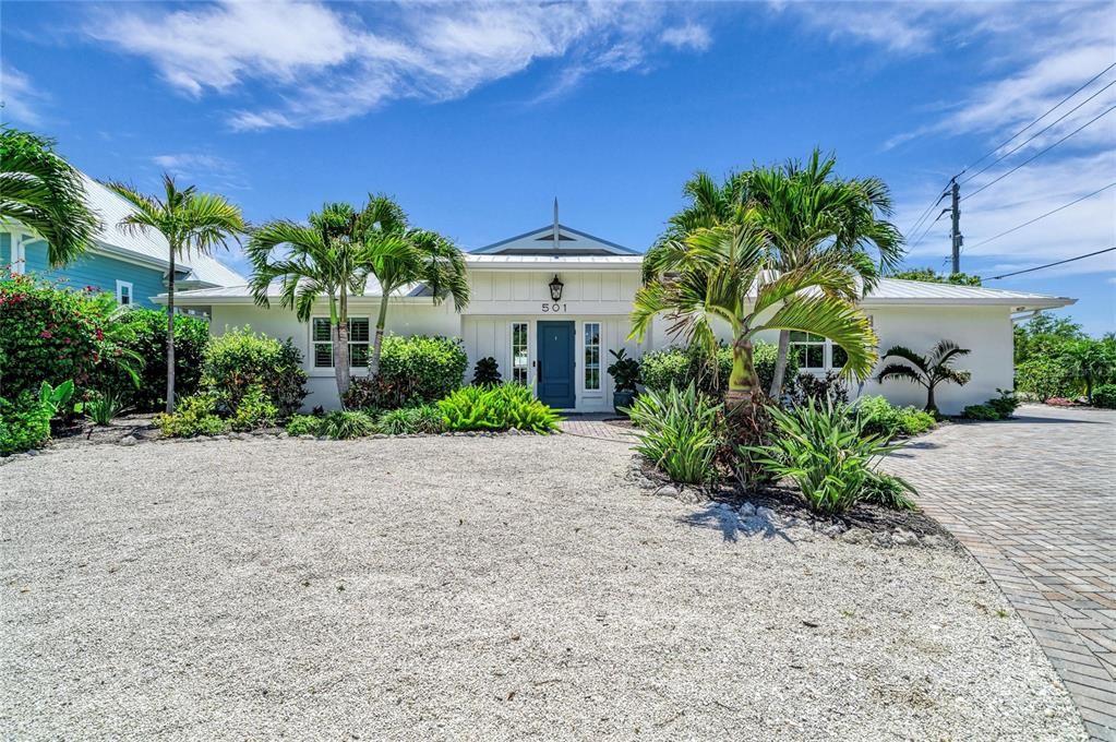 En Venta: $2,790,000 (4 camas, 3 baños, 2044 Pies cuadrados)