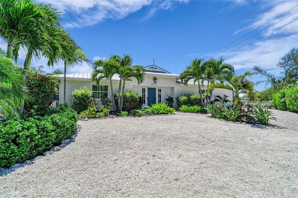 En Venta: $2,790,000 (4 camas, 3 baños, 2044 Pies cuadrados)