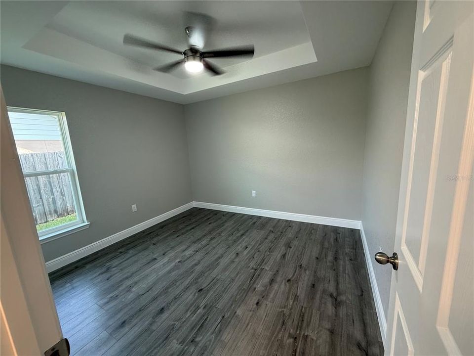 Activo con contrato: $279,999 (3 camas, 2 baños, 1459 Pies cuadrados)