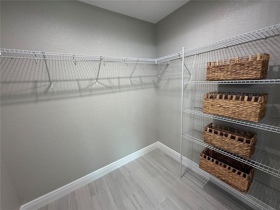 Activo con contrato: $279,999 (3 camas, 2 baños, 1459 Pies cuadrados)