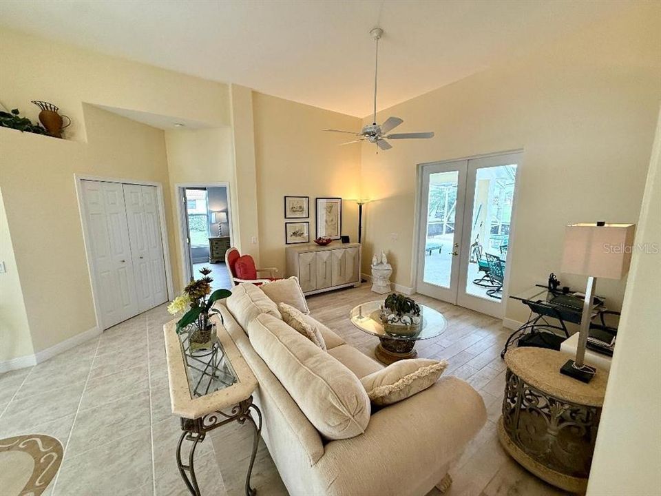 For Sale: $559,990 (3 beds, 2 baths, 2418 Square Feet)