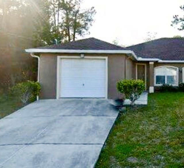 For Rent: $1,650 (3 beds, 2 baths, 1260 Square Feet)