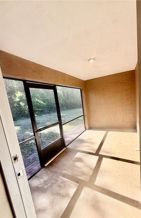 For Rent: $1,650 (3 beds, 2 baths, 1260 Square Feet)