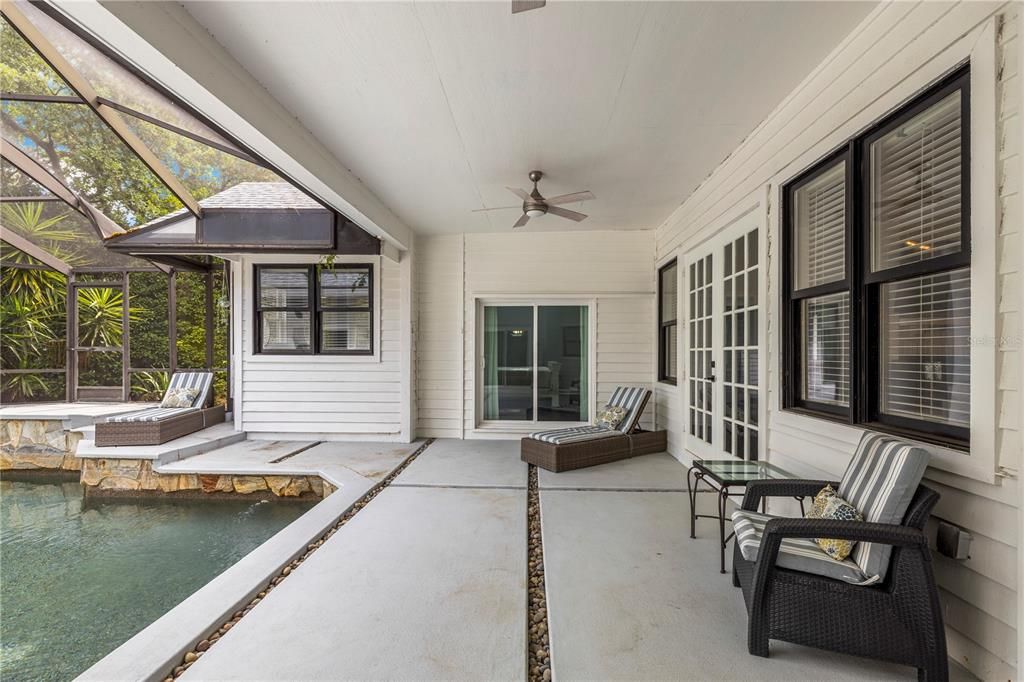 En Venta: $1,174,999 (4 camas, 3 baños, 3024 Pies cuadrados)