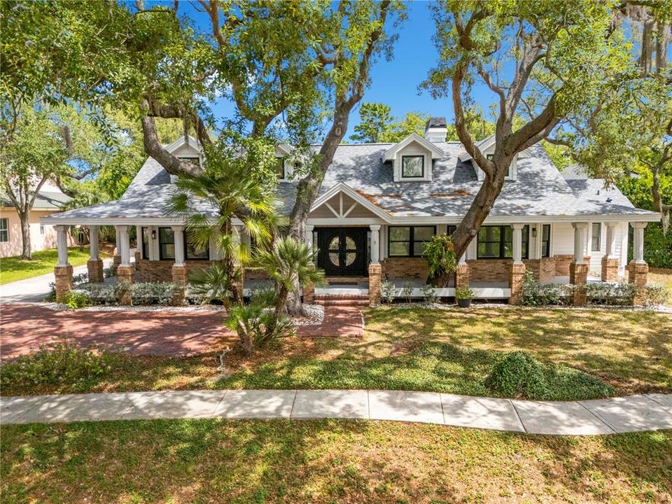 En Venta: $1,174,999 (4 camas, 3 baños, 3024 Pies cuadrados)