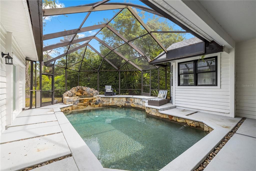 En Venta: $1,174,999 (4 camas, 3 baños, 3024 Pies cuadrados)
