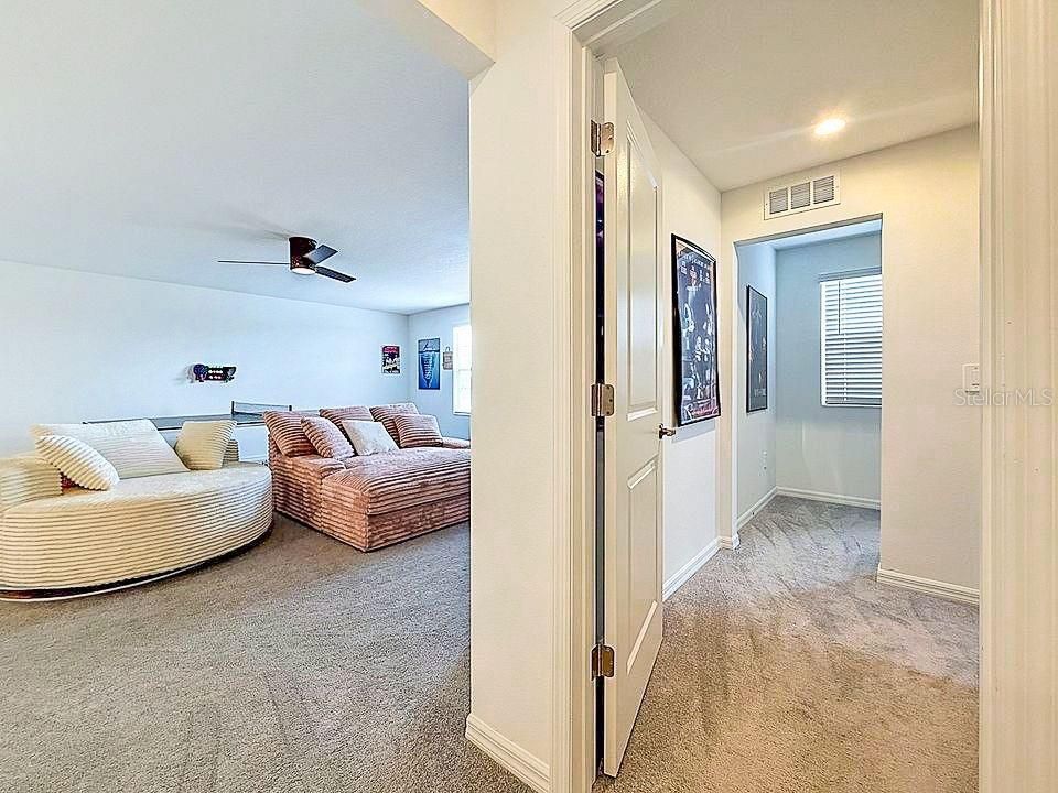 В аренду: $3,300 (5 спален, 3 ванн, 3326 Квадратных фут)
