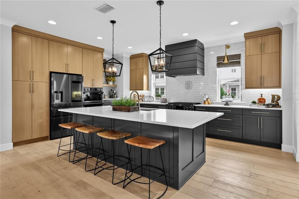 For Sale: $1,275,000 (4 beds, 3 baths, 2698 Square Feet)