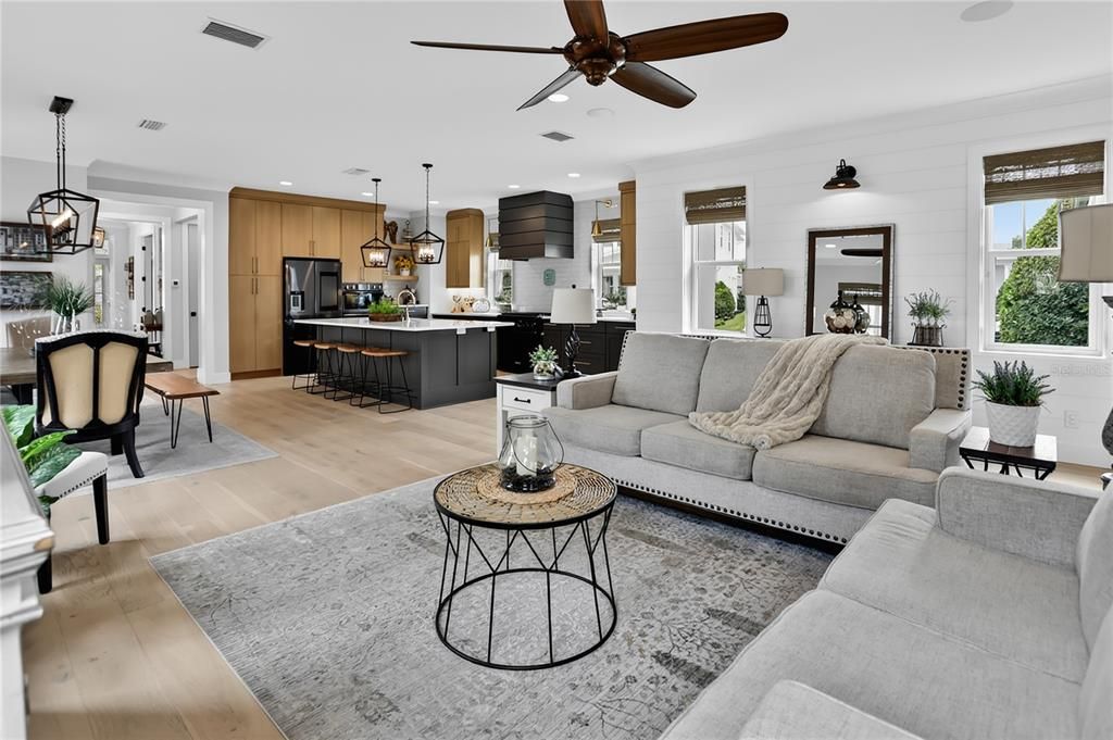 For Sale: $1,275,000 (4 beds, 3 baths, 2698 Square Feet)
