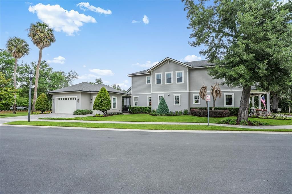 For Sale: $1,275,000 (4 beds, 3 baths, 2698 Square Feet)