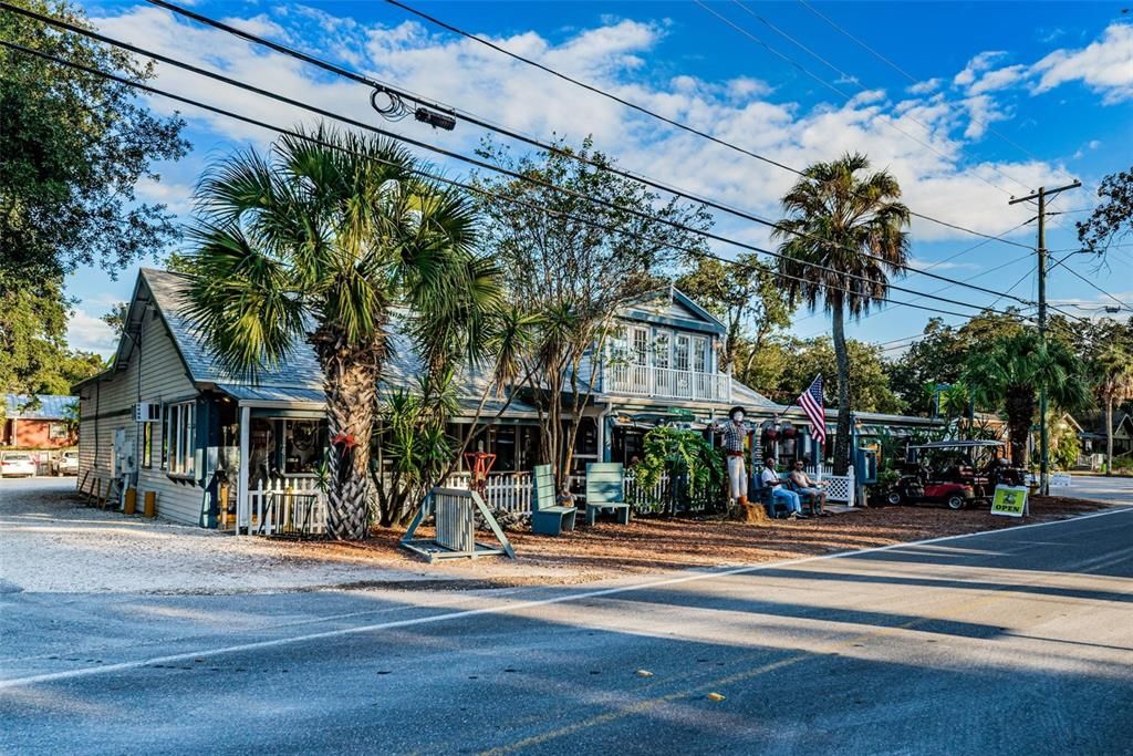Active With Contract: $590,000 (6 beds, 0 baths, 1820 Square Feet)