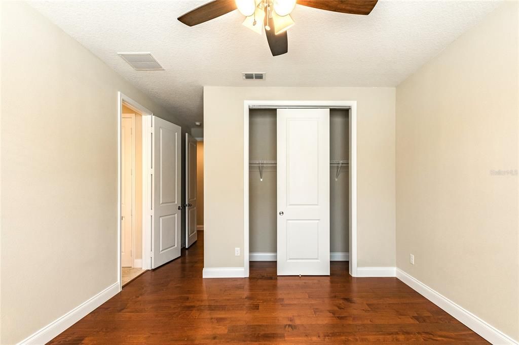 For Rent: $5,500 (6 beds, 4 baths, 4176 Square Feet)