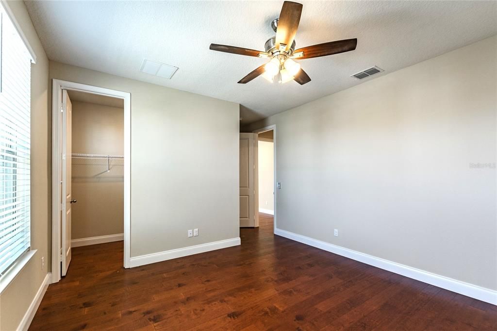 For Rent: $5,500 (6 beds, 4 baths, 4176 Square Feet)