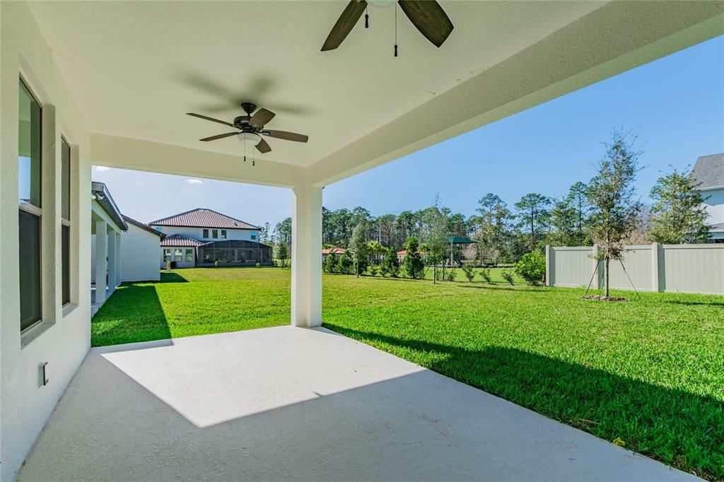 For Rent: $5,500 (6 beds, 4 baths, 4176 Square Feet)