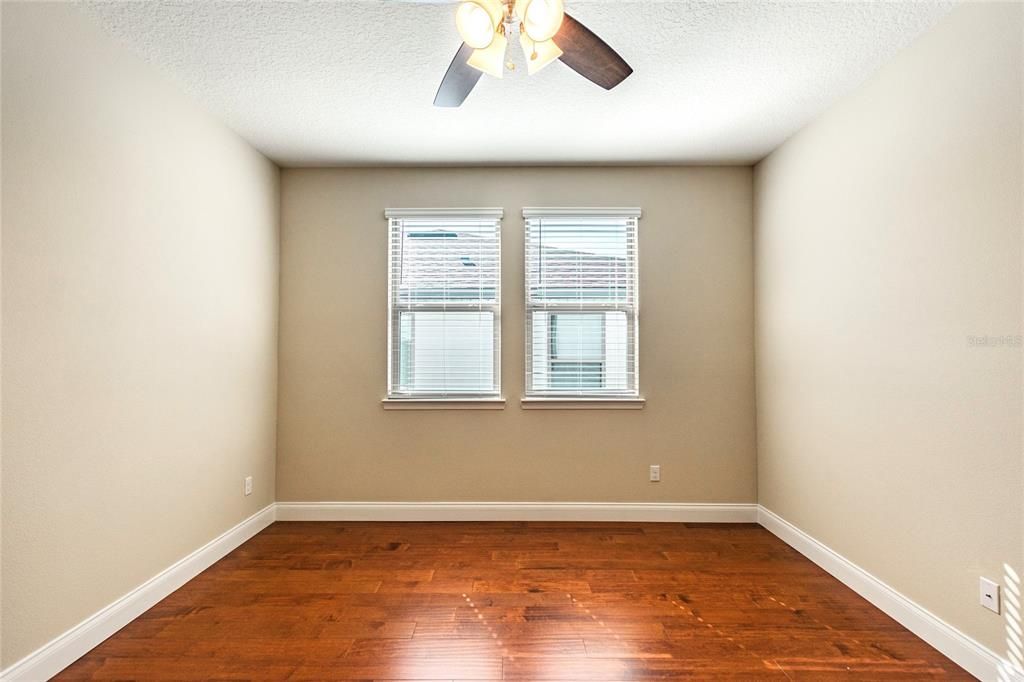 For Rent: $5,500 (6 beds, 4 baths, 4176 Square Feet)