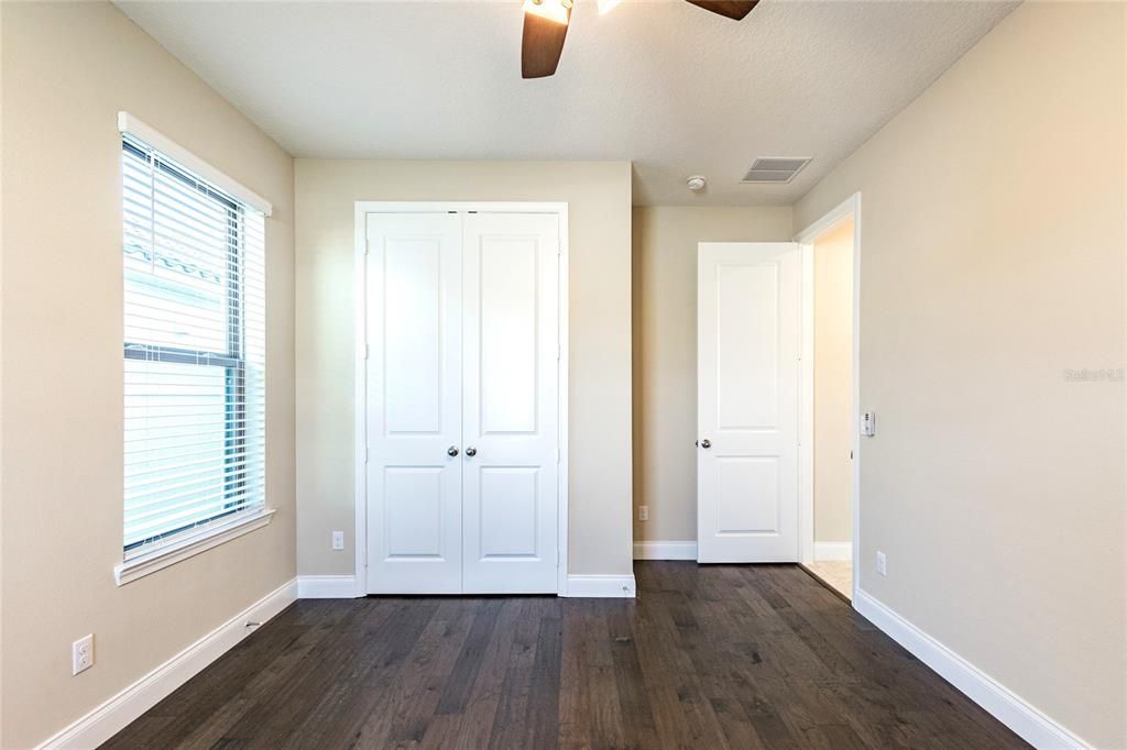 For Rent: $5,500 (6 beds, 4 baths, 4176 Square Feet)